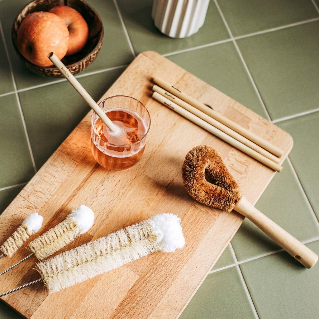 Plastic-Free Bamboo Dish Brush | Coconut Bristles