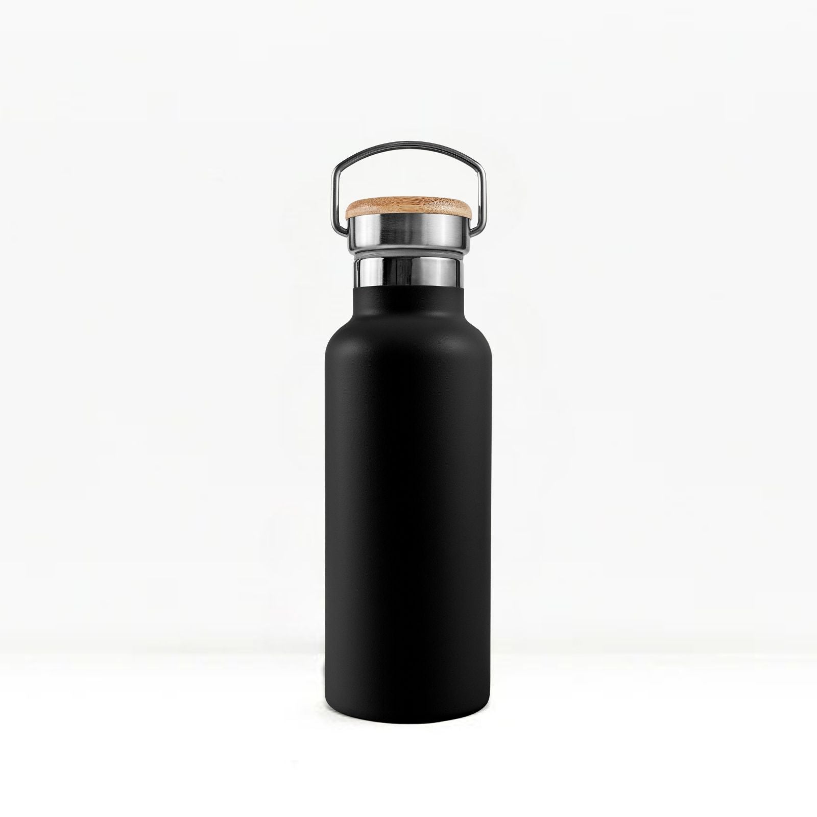 bambaw stainless steel water bottle insulated in black colour 500ml on white background