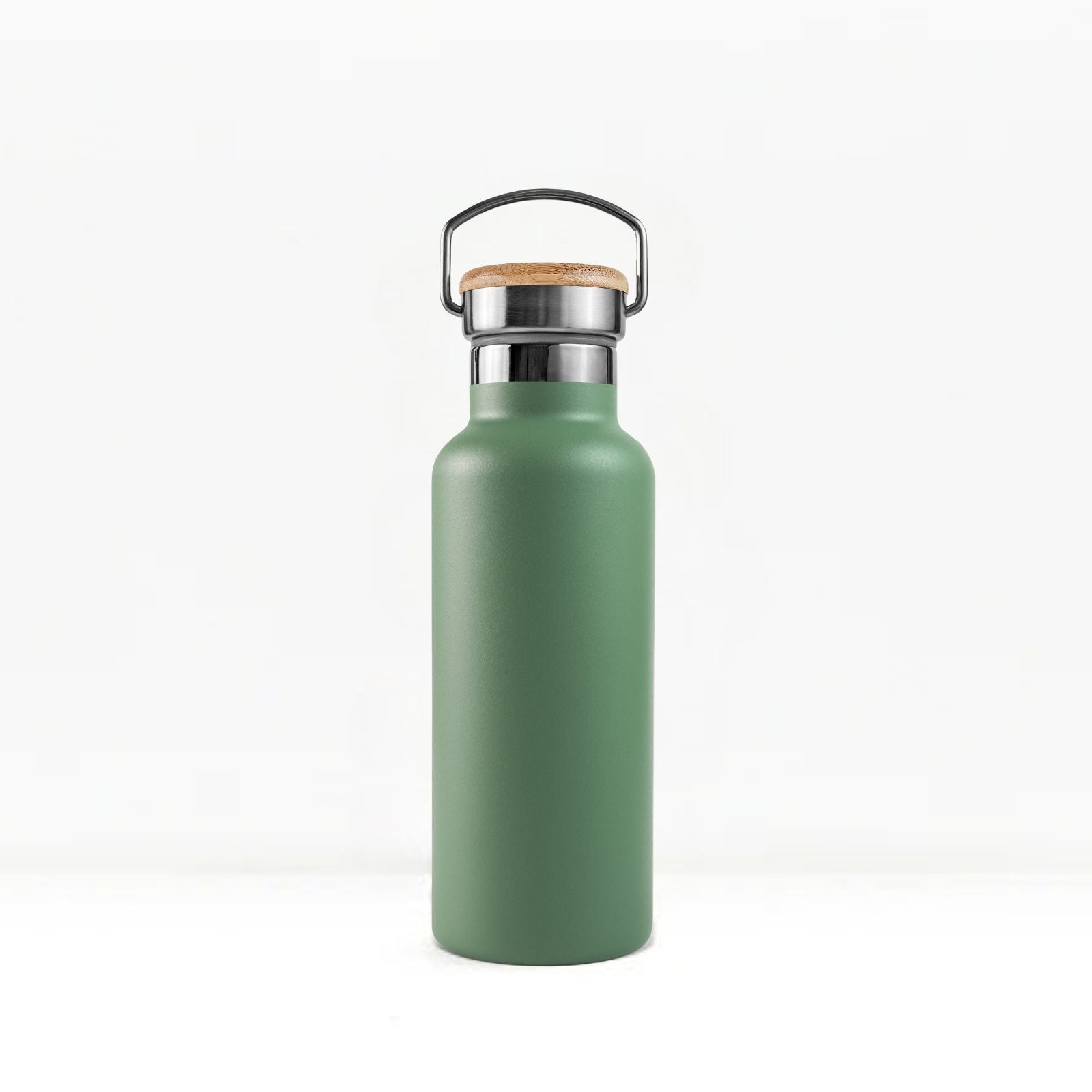bambaw stainless steel water bottle insulated in green colour 500ml on white background